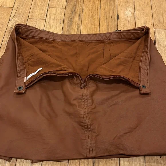 FREE PEOPLE Midnight Magic faux leather mini skirt in cognac. Size 10. - Picture 11 of 14